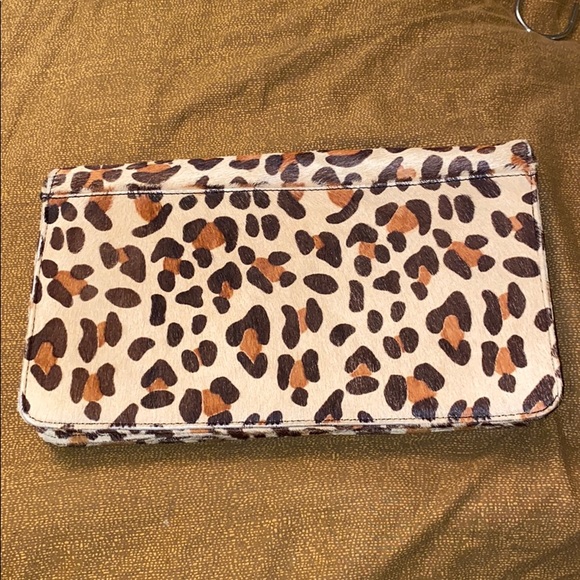 Leopard Dress and Leopard Clutch - Picture 13 of 16